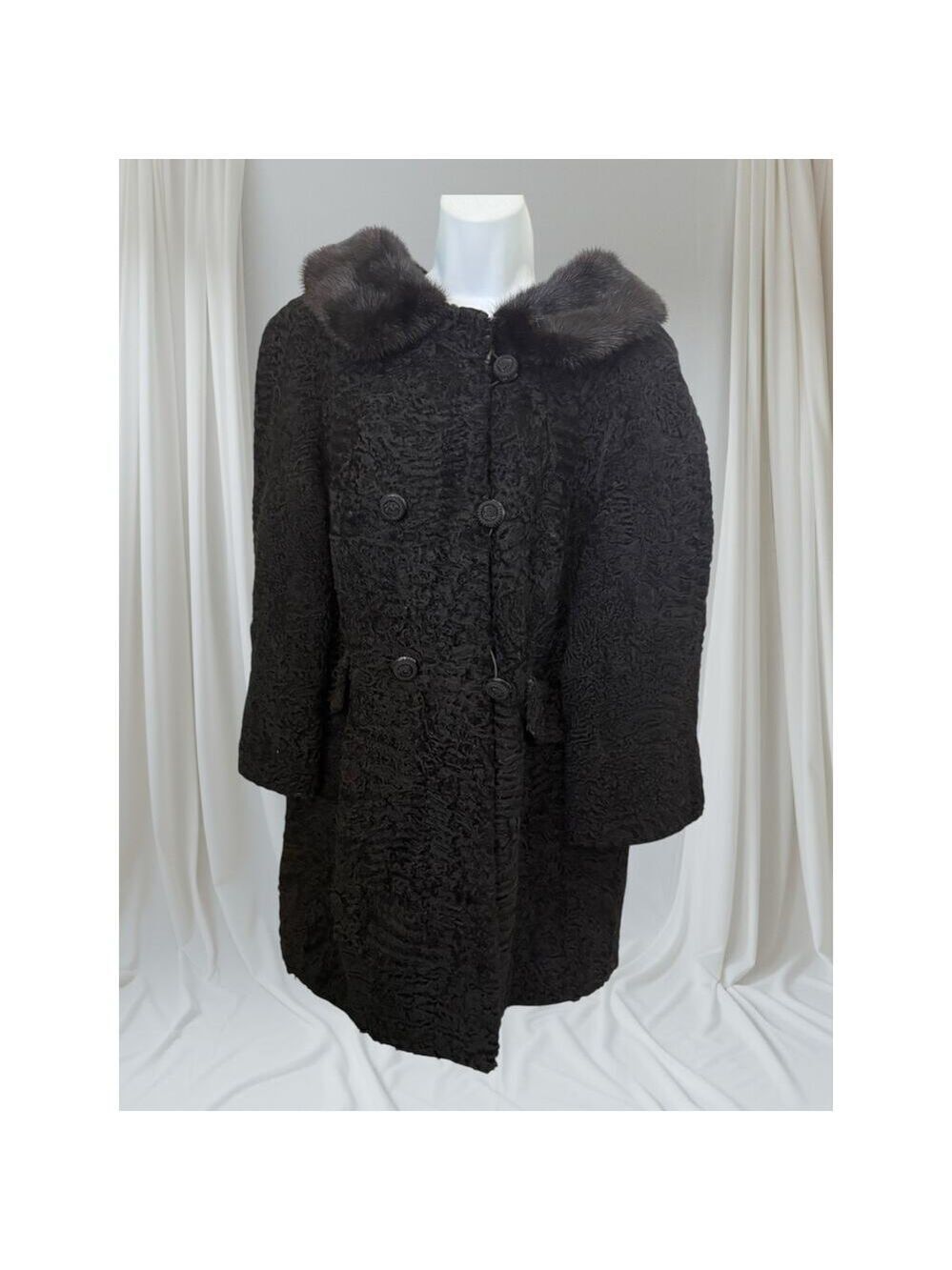Vtg Kaufmann’s Persian Lamb Fur Coat with Mink Fur Collar Matching Gloves Blk